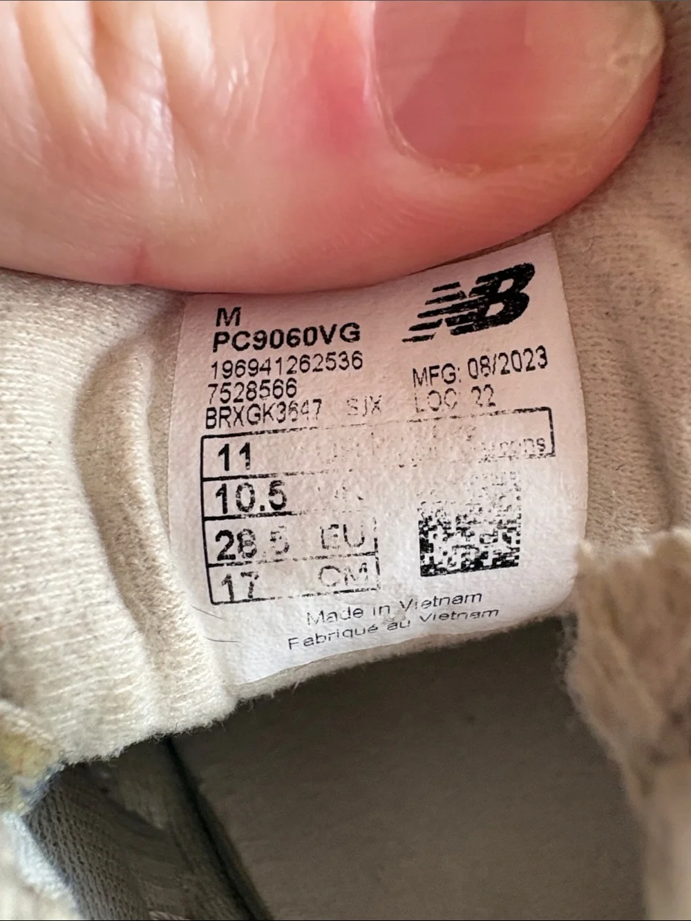 New Balance Kids Green and Cream Trail-Style Sneakers